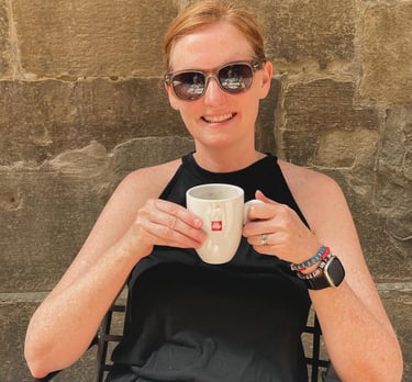 Lindsay Whitmore in Cortona enjoying a local cafe