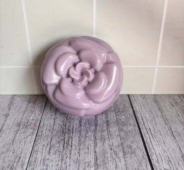 Jabon de lavanda suave, cremoso y relajante