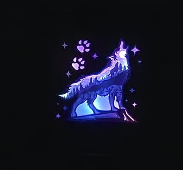 Une shadowbox de loup/A wolf shadowbox