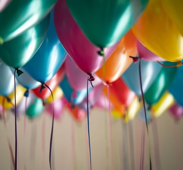ballons colorées fête anniversaire