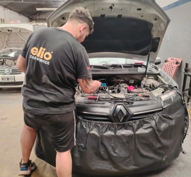 Imagen sobre chequeo electronico de auto en lubricento