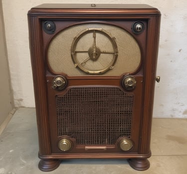 Vintage radio microphone surrounded by musical notes and dancing silhouettes from the 1920s era