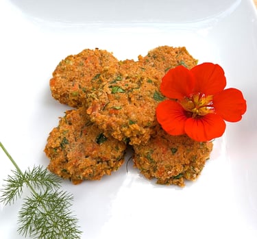 wild salmon quinoa cakes. healthy high performance meals, gourmet, gluten-free,  portland, clackamas