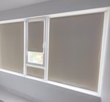 Rolete textile simple si rolete zi-noapte pe comanda Sev Home