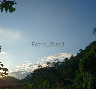 [Download] Fim de tarde com o por do sol em um lugar qualquer.