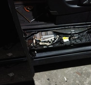 Sliding door Toyota voxy 