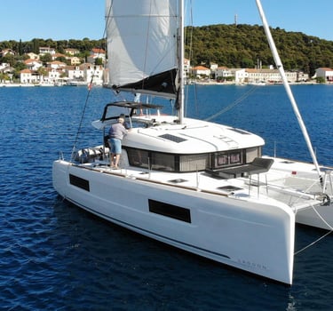 Lagoon 40