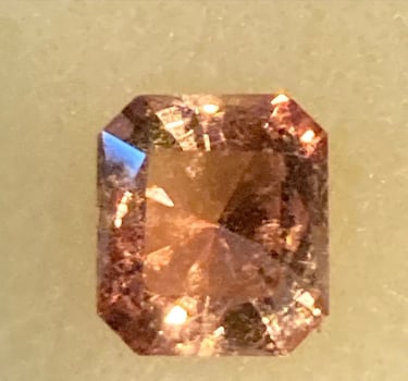 Sapphire named the Holloween stone a Padaparacha