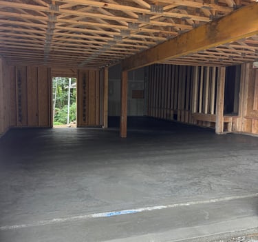 custom garage pour for new residential home build