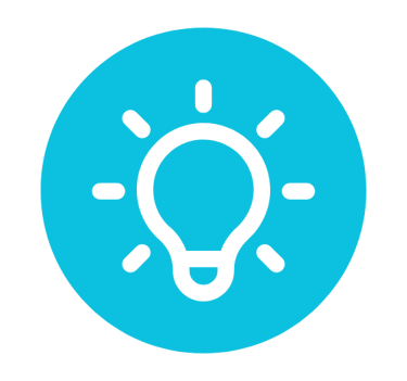 Ícono blanco de bombilla sobre fondo azul que simboliza la innovación y la educación financiera