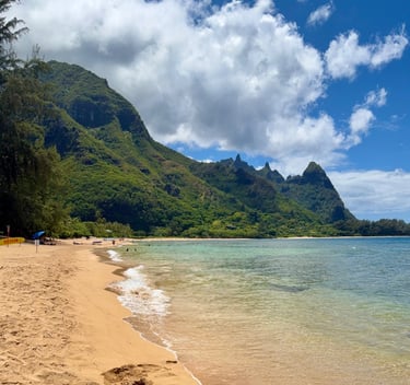 tunnels beach snorkeling kauai Hawaii