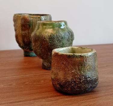 art of fire pottery contemporary cracked raku pottery call of the forest poterie ceramique brute