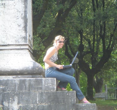a photo of the young author Emma Hine 