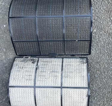 Nettoyage filtre clim : contraste avant et après maintenance pour un air sain par PAC OURAGAN.