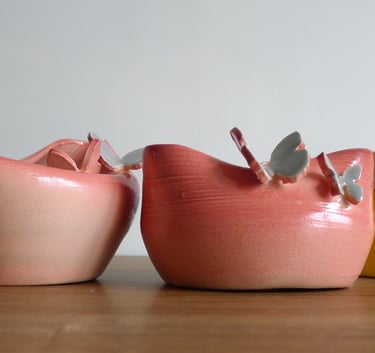 poetic ceramics butterfly decoration vase pottery clay terre ceramique papillon couleurs