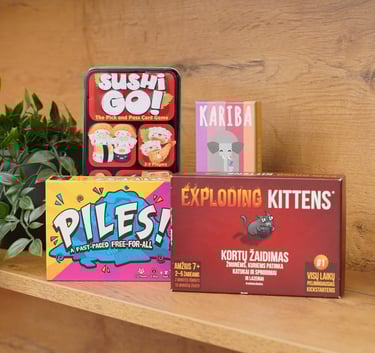 Stalo žaidimų dėžutės: Sushi Go, Piles, Kariba, Exploding Kittens