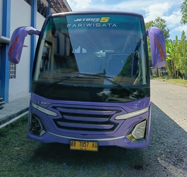 Sewa Bus Medium 33 Seat Jogja
