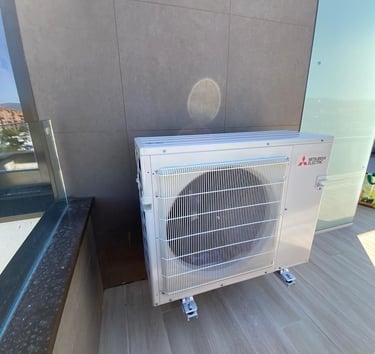 Split con sistema inverter con de calor