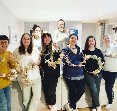 dried flower wreath making hen party