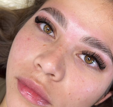 Lashlift et Browlift Debobeauty Geneve
