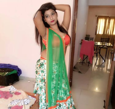 Housewife escorts service in andheri airport
