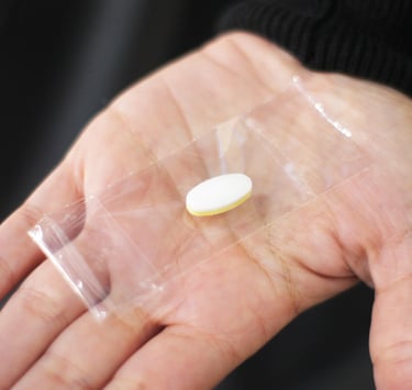 Detalhe do saco transparente para armazenar medicamento