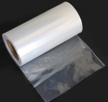 Bobina seladora transparente no fundo preto