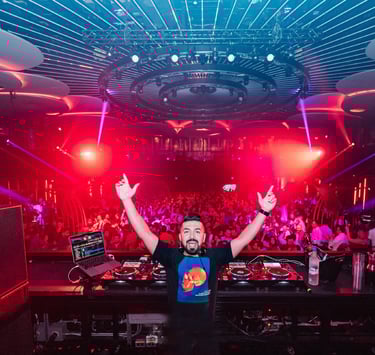 DJ PS djing at Rebel Night Club - Toronto 
