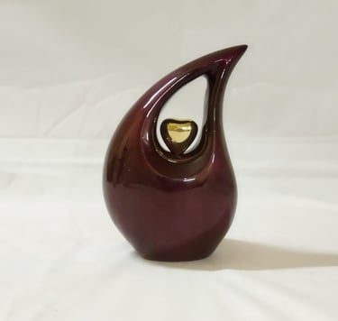 tear drop shape urns