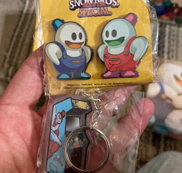 Snow Bros. Special Collector's Edition Nick and Tom Pins and Keychain