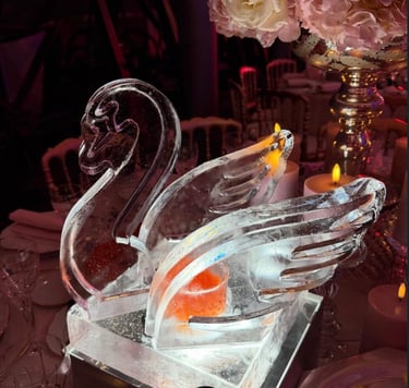 centro de mesa escultura de cisne en hielo para bodas en buenos aires