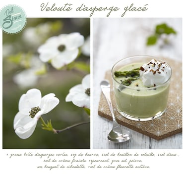 velouté d'asperges vertes avec une cuillère et une fleur blanche de printemps