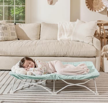Regalo toddler cot for travel