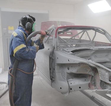 Sandblasting mobil memakai pasir silika