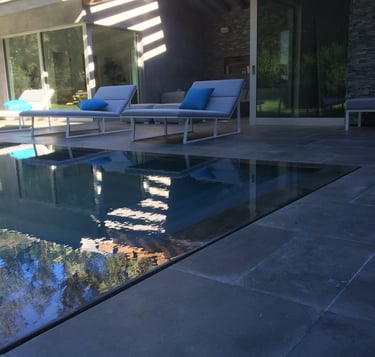 perimeter flow swimming pool