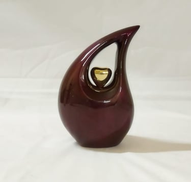 tear drop shape urns