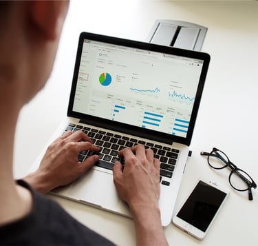 Empresa que oferece melhor resultado de Mkt