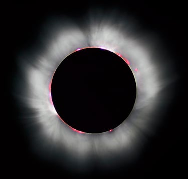 the sun's corona during a solar eclipse, by Luc Viatour/ https://Lucnix.be