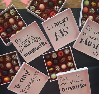 PERSONALIZAMOS TU REGALO DE CHOCOLATES