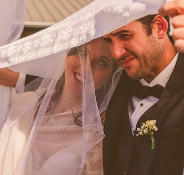 novios en una boda judía casamiento de día, fotógrafos de casamientos en Córdoba