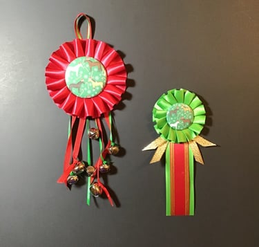 minis rosettes ornements, avec ajouts (clochettes) ou aimant.