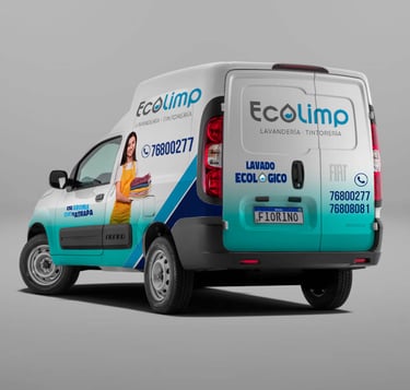 Minivan con rótulos de empresa