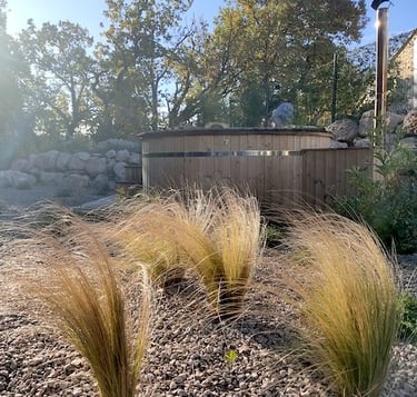 bain nordique et stipa sirocco meublé de tourisme confort et lumière