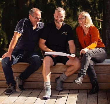 Greg discussing plans with clients