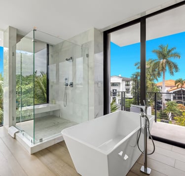 Image of luxury bathroom in Miami
