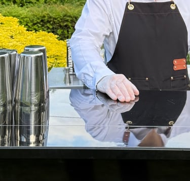 Aproned Mixologist ; The Aproned Mixologist; Rares Pasare 