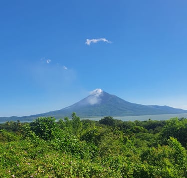 Momotombo | Leon, Nicaragua | The Original Tours