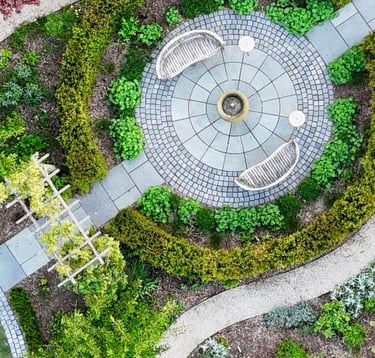 a circular shaped garden with a circular shaped garden