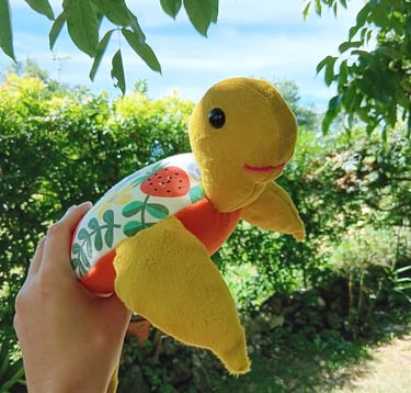 Bébé Babouchka, peluche tortue