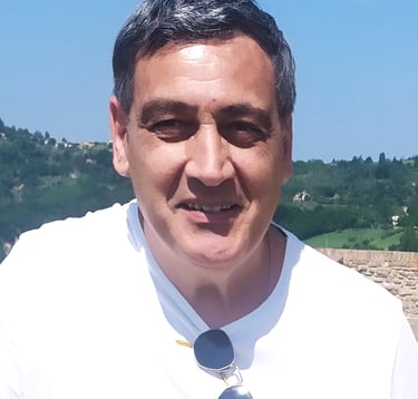 Photo of G. Mario Cubeddu, author of the blog